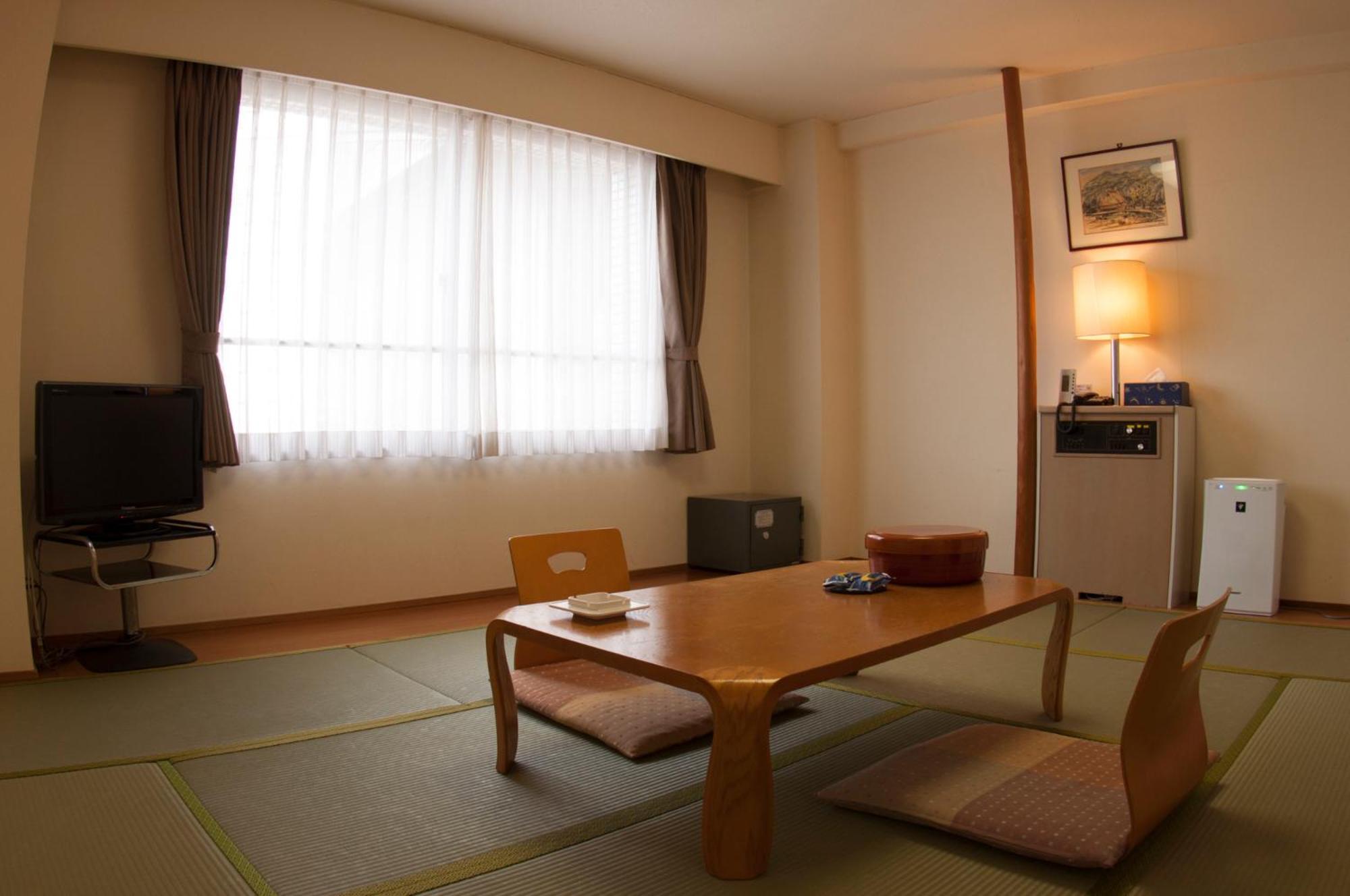 Hotel Luna Park Ehime Екстериор снимка