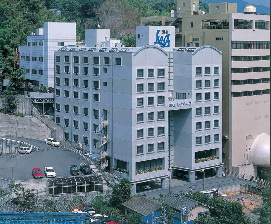 Hotel Luna Park Ehime Екстериор снимка